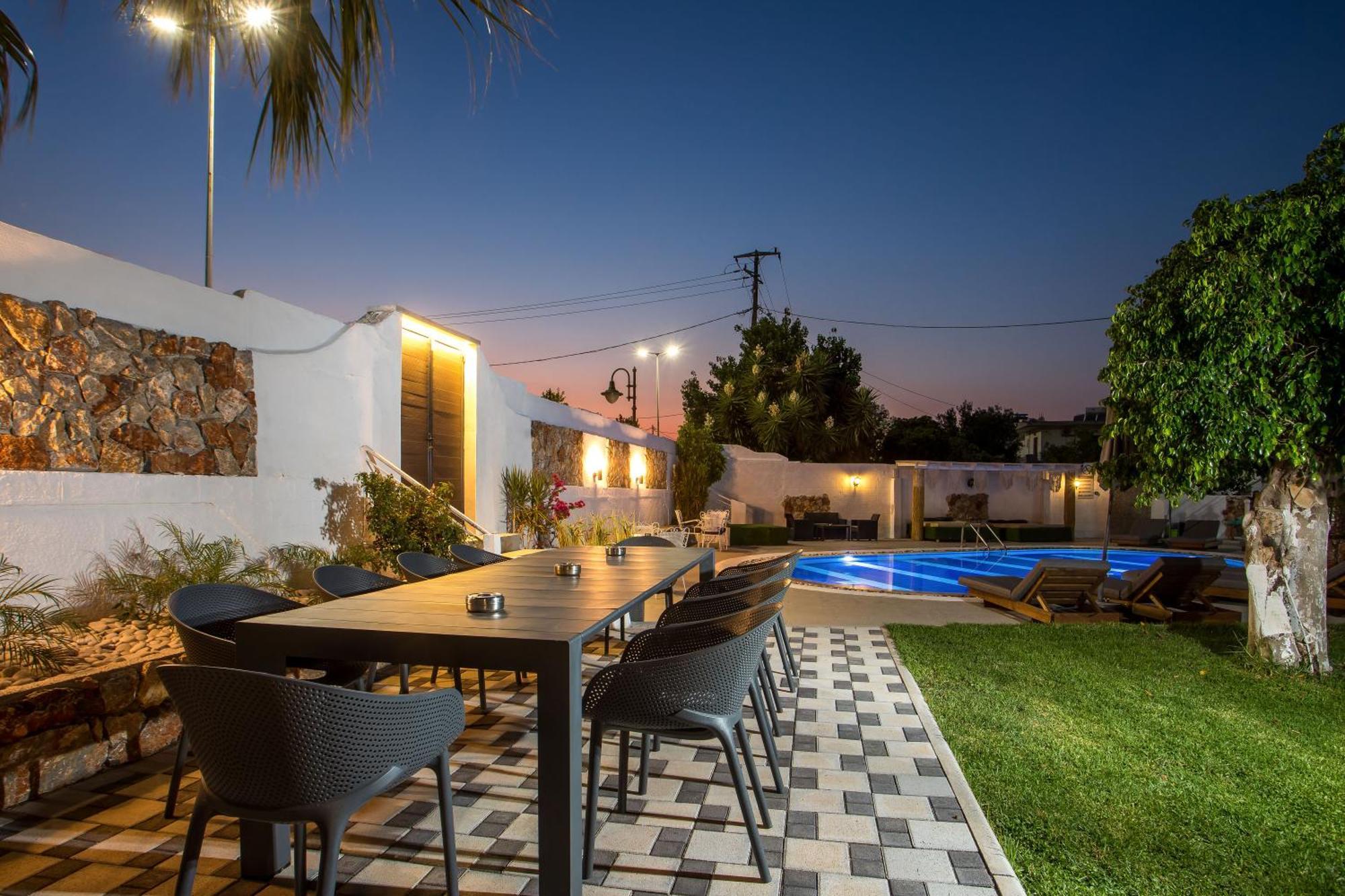 פליראקי Toulas Studios & Apts No2 מראה חיצוני תמונה