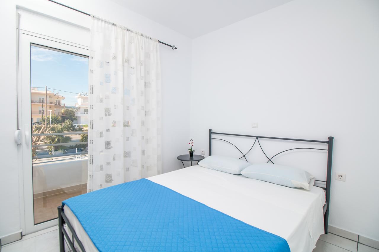 פליראקי Toulas Studios & Apts No2 מראה חיצוני תמונה