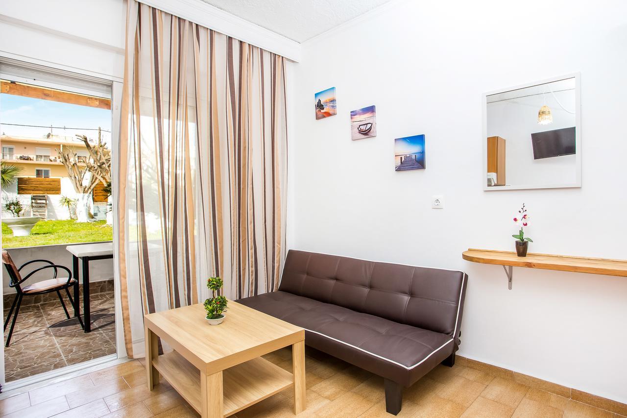 פליראקי Toulas Studios & Apts No2 מראה חיצוני תמונה